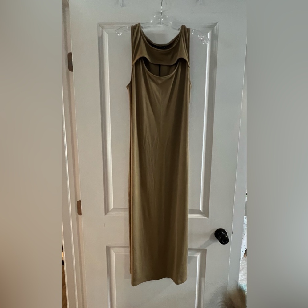 NWT 41 Hawthorn Tan Maxi Dress